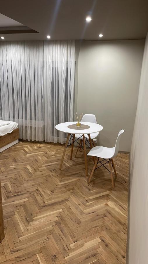 Ivet Guest Rooms ヴァルナ エクステリア 写真